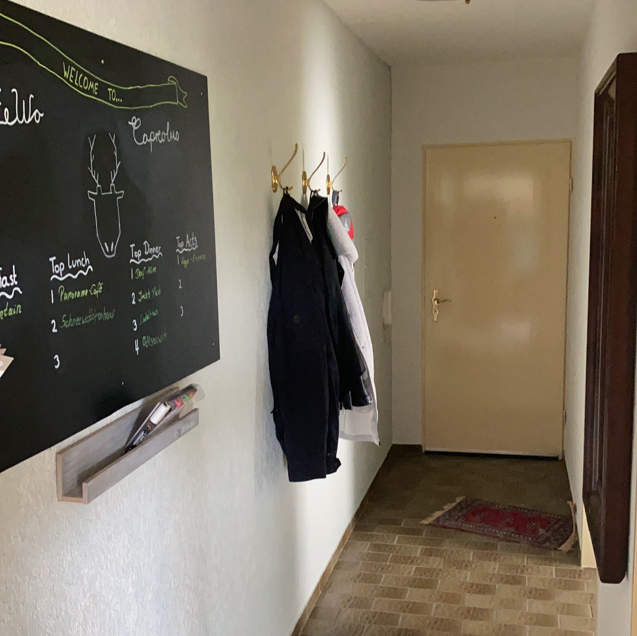 Flur und Garderobe der Ferienwohnung in Winterberg