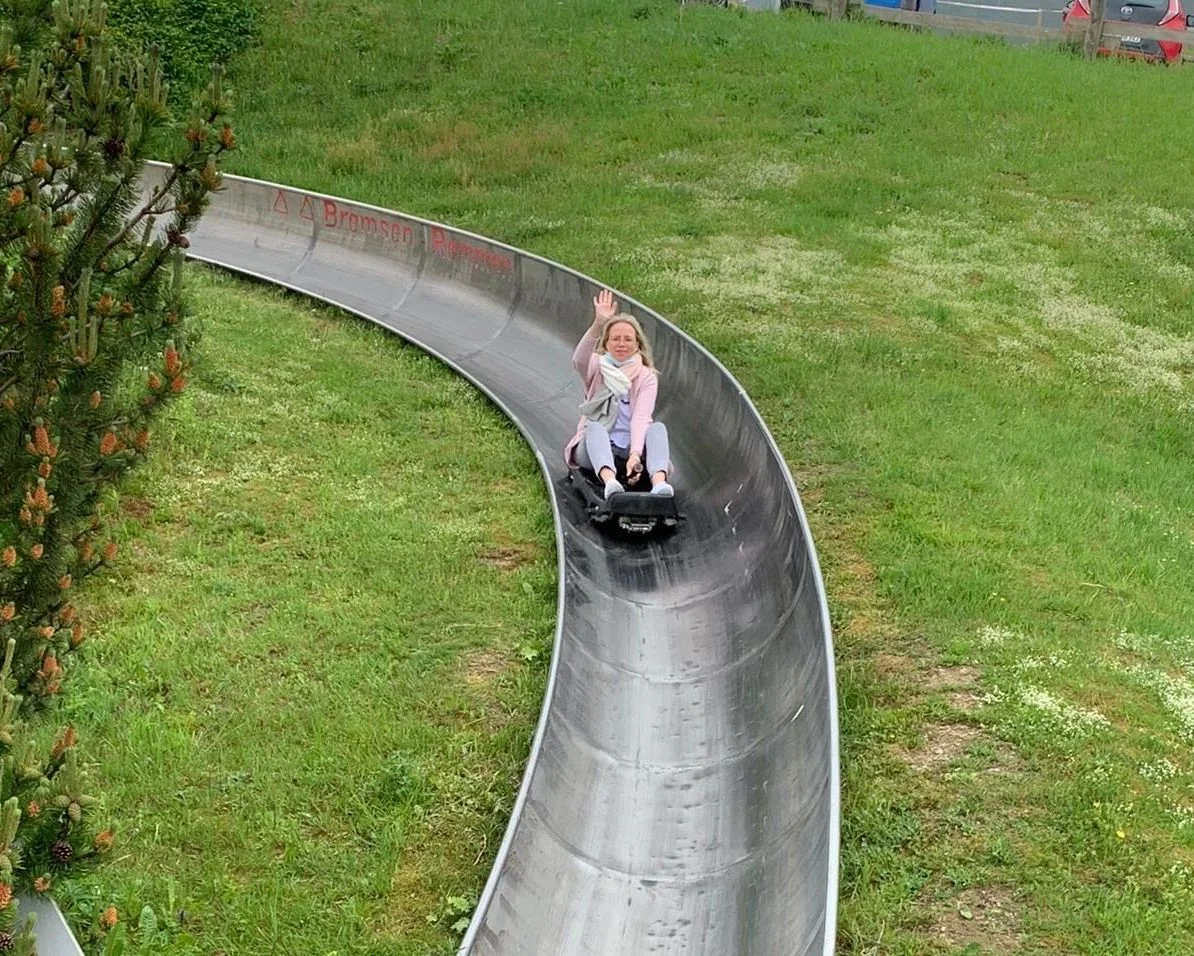 Sommerlicher Blick in Winterberg und Umgebung